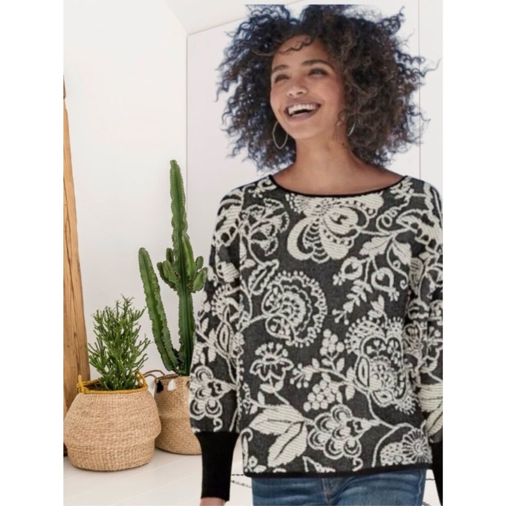 Sundance Textured Knit Floral Jacquard Sweater in Black/White size Medium